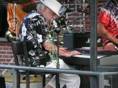 Pianist on Beale Street