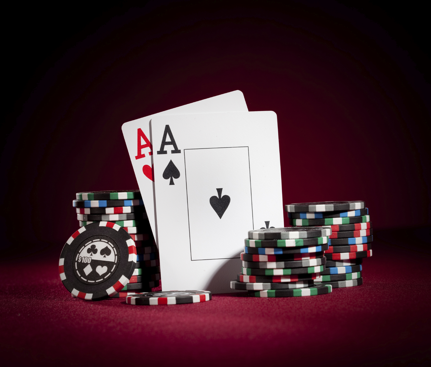 Poker Bot: A Reinforced Learning Neural Network